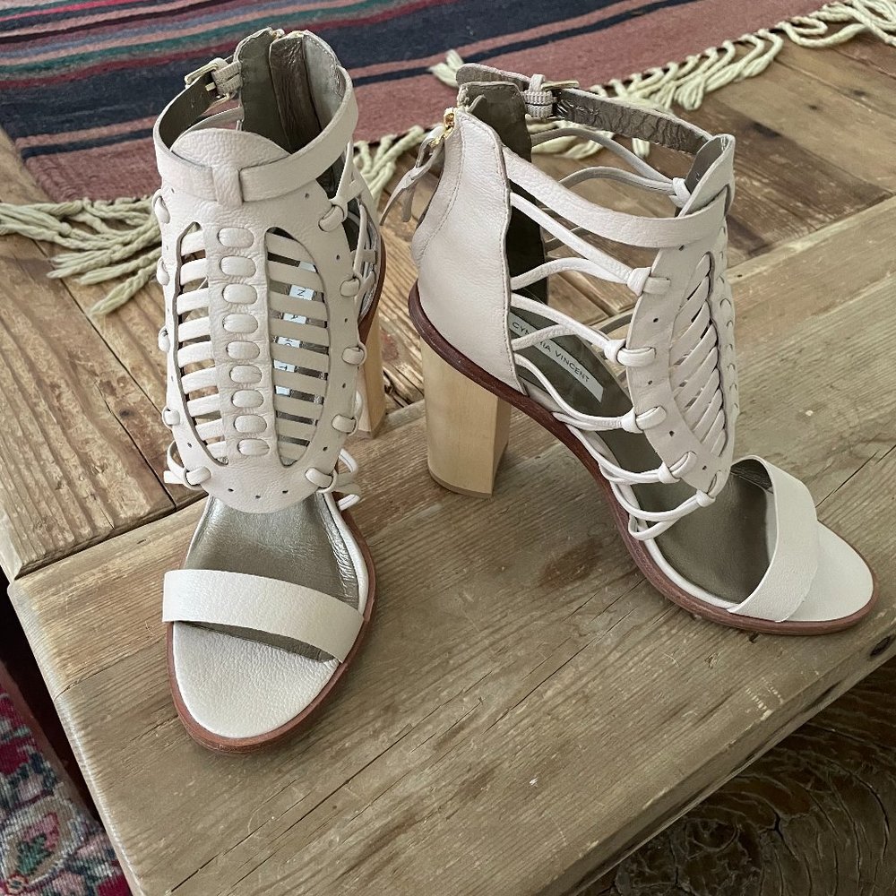 Cynthia Vincent Block Heel, Nude/Powder, Strappy, Cage Sandal-Size 7.5